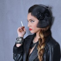 Дым сигарет с ментолом... :: Ustas Photo Art