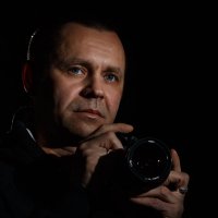 Автопортрет в низком ключе :: Вячеслав Васильевич Болякин