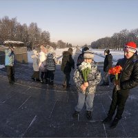 С цветами к павшим :: Юрий Велицкий