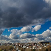 тучи над городом :: анатолий 