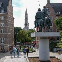 Прогулка по Брюсселю. Памятник Дон Кихоту и Санчо Пансо. :: Надежда Лаптева