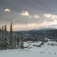 На горнолыжном курорте :: Алексей Мезенцев