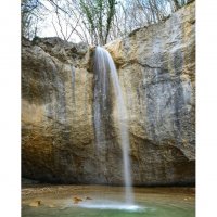 Водопад Козырёк... В Крыму сезонно всё, от овощей до водопадов... :: Сергей Леонтьев