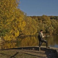 Рыбалка в золотой осени :: Ольга Винницкая (Olenka)