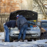 Убежали подкапотные лошадки. :: Анатолий. Chesnavik.