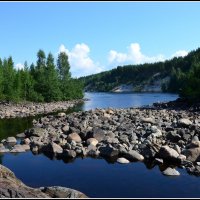 Карелия. Река Суна у подножия палеовулкана Гирвас. :: Ольга Кирсанова