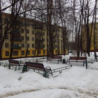 Март в городе :: Андрей Лукьянов