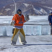 хоккей на Байкале :: Дарья Молчанова