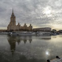 Вид на Radisson Royal Moscow и Москва Сити :: Александр Лукин