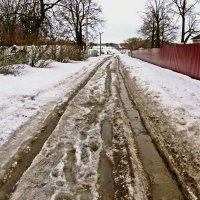 Демисезон в деревне...млин... :: Евгений Кочуров