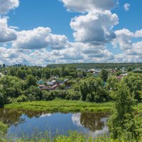 Городок у реки. :: Владимир Безбородов