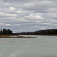 Ещё озёра укрыты льдом :: Милешкин Владимир Алексеевич 