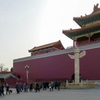 Одна из колонн Хуабяо с задней стороны ворот Тяньаньмэнь. :: Юрий Поляков