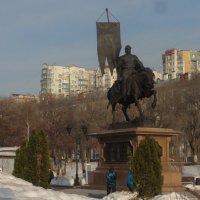 Памятник Григорию Засекину на набережной :: марина ковшова 