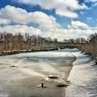 А кое-где всё ещё спят озёра под крепким льдом.. :: Андрей Заломленков