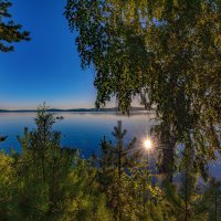 Солнце в озеро упало :: Vladimbormotov 