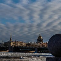 Дворцовый мост. :: Юрий Слепчук