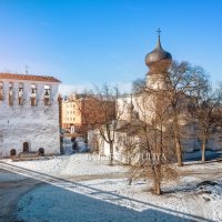 Успенская церковь и звонница :: Юлия Батурина