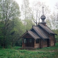 часовня (архивное фото) :: Дмитрий Солоненко