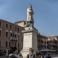 Venezia. Statua di Niccolò Tommaseo. :: Игорь Олегович Кравченко