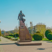Памятник лётчику Маресьеву А.П. :: Пётр Сухов