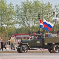 Это фейк, не воевали на полуторках под триколором. :: Михаил Полыгалов