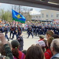 Это батюшки Ильи Муромца прошагали ученики :: Наталья Т