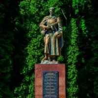 Памятник воинам-освободителям Курска :: Руслан Васьков