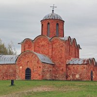 Церковь Спаса на Ковалёве :: skijumper Иванов