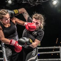 Feminiboxing :: Konstantin Rohn