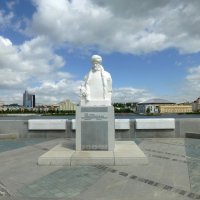 Памятник известного богослова Шигабутдина Марджани :: Наиля 