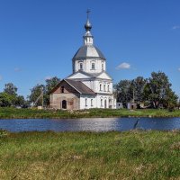 Храм святителя Василия Великого в селе Кистыш Суздальского района Владимирской области. :: АЛЕКСАНДР СУВОРОВ