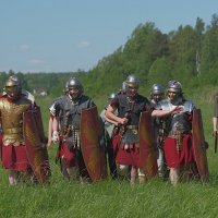 Запах античного войска... :: Kventin Natabos 