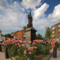 Памятник Александру на Банковской Площади. :: M Marikfoto