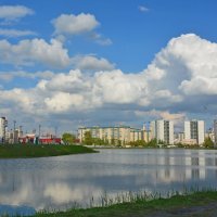 городские облака :: Наталия П