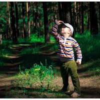 Мальчик в лесу :: Марина Кириллова