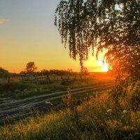 Летний вечерок в деревне :: Олег Сонин