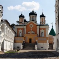 Храм Рождества Богородицы :: Валентина. .