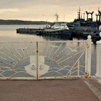 Морские ворота Североморска :: Екатерина Забелина