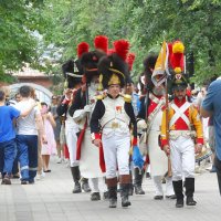 По улицам Слона водили, Как видно напоказ .. :: Галина 