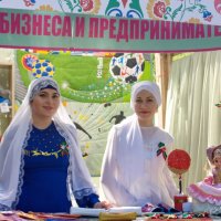 Татарские красавицы на празднике Сабантуя. :: Лира Цафф