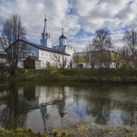 В Спасо-Прилуцком монастыре :: Сергей Цветков