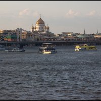 Проплывая по Москва реке :: Михаил Розенберг