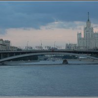 Проплывая по Москва реке :: Михаил Розенберг