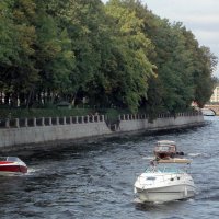 Начало Фонтанки у Летнего сада. Всех уважаемых коллег - с праздником! :: Фотогруппа Весна