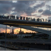 Проплывая по Москва реке :: Михаил Розенберг