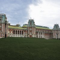 Дворец в Царицыно.Palace in Tsaritsyno :: Юрий Воронов