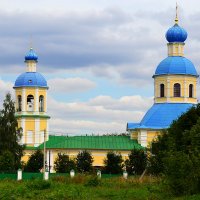 Храм святых апостолов Петра и Павла в Ясенево... :: Наташа *****