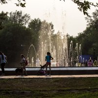 Фонтан в парке :: Светлана SvetNika17