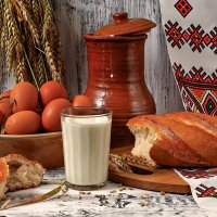 Хлеб и молоко :: Андрей Ермолаев